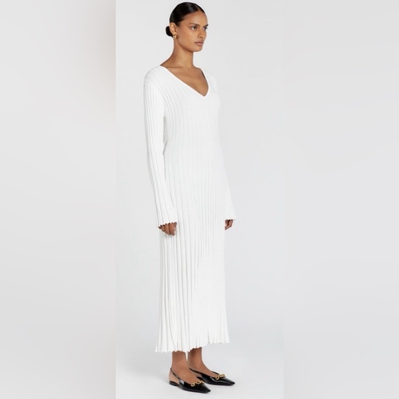 chinese dress ladies CIA NATURAL LONG SLEEVE MAXI DRESS – DISSH main image 1